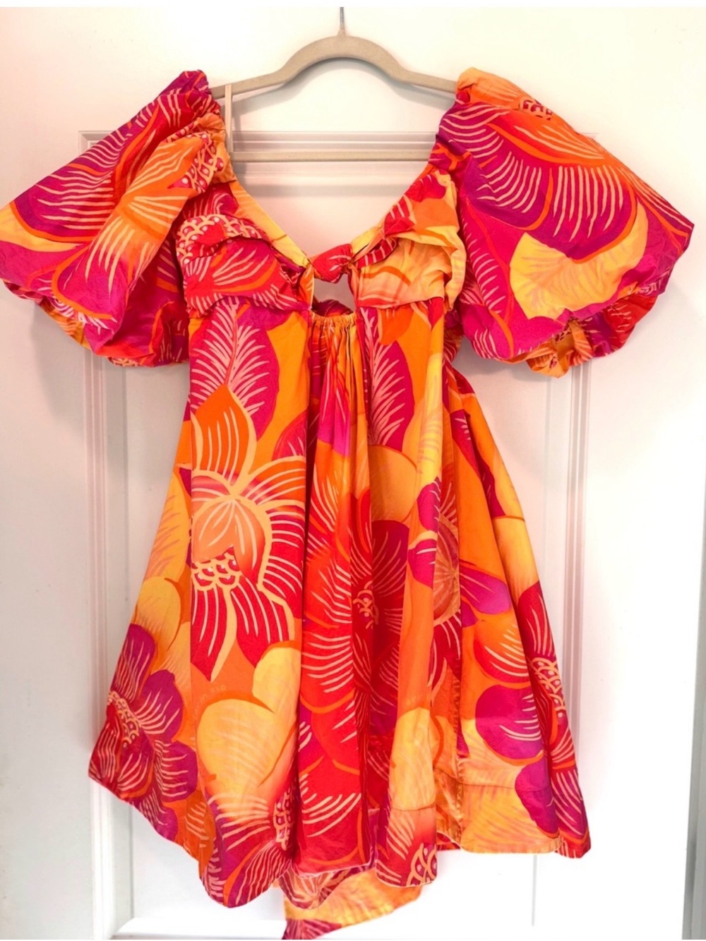 FARM RIO Summer Garden Dress Floral Rafiant Pink & Orange
sz m
Cotton - Picture 6 of 13